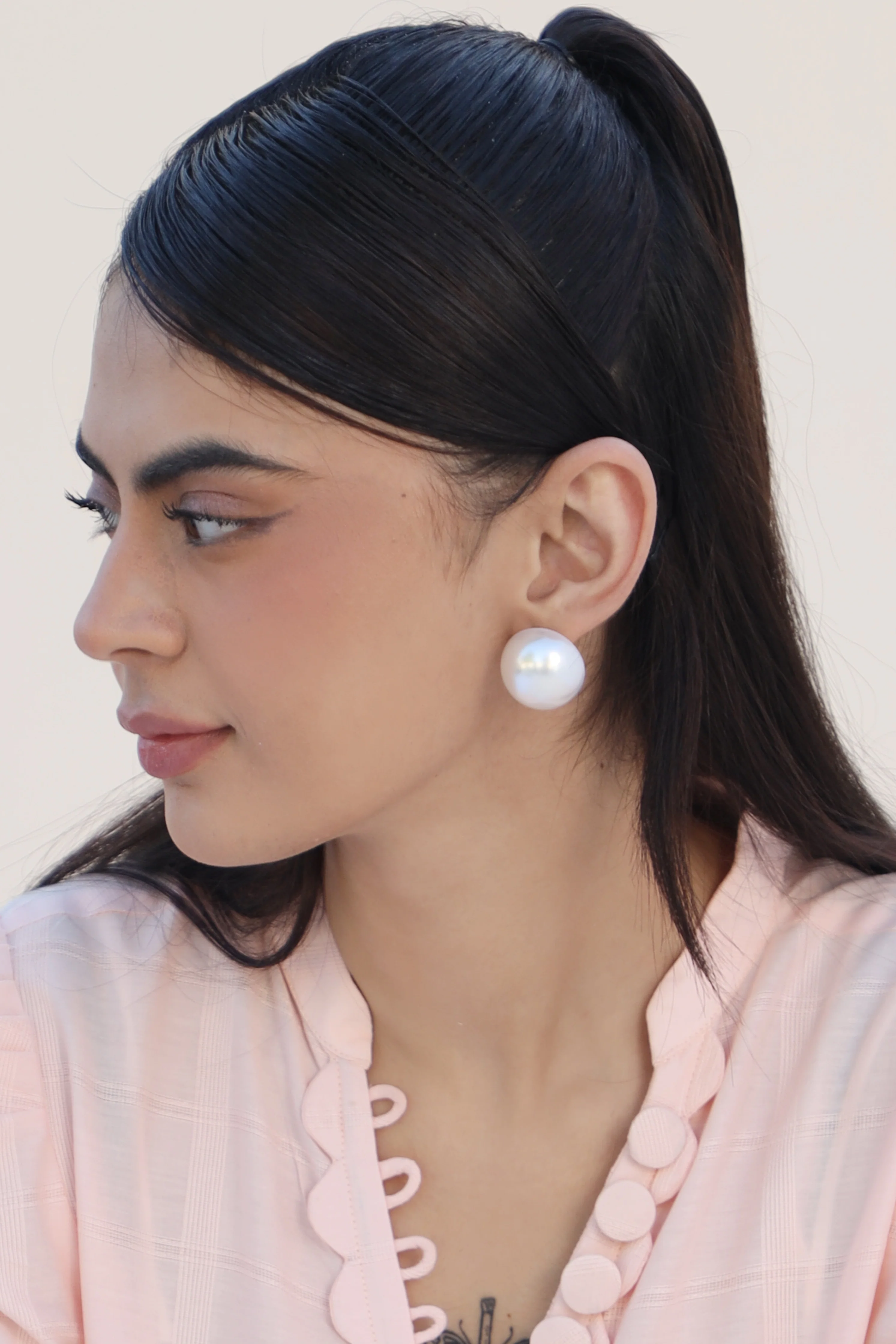 Chunky Chic Pearls - Image 3