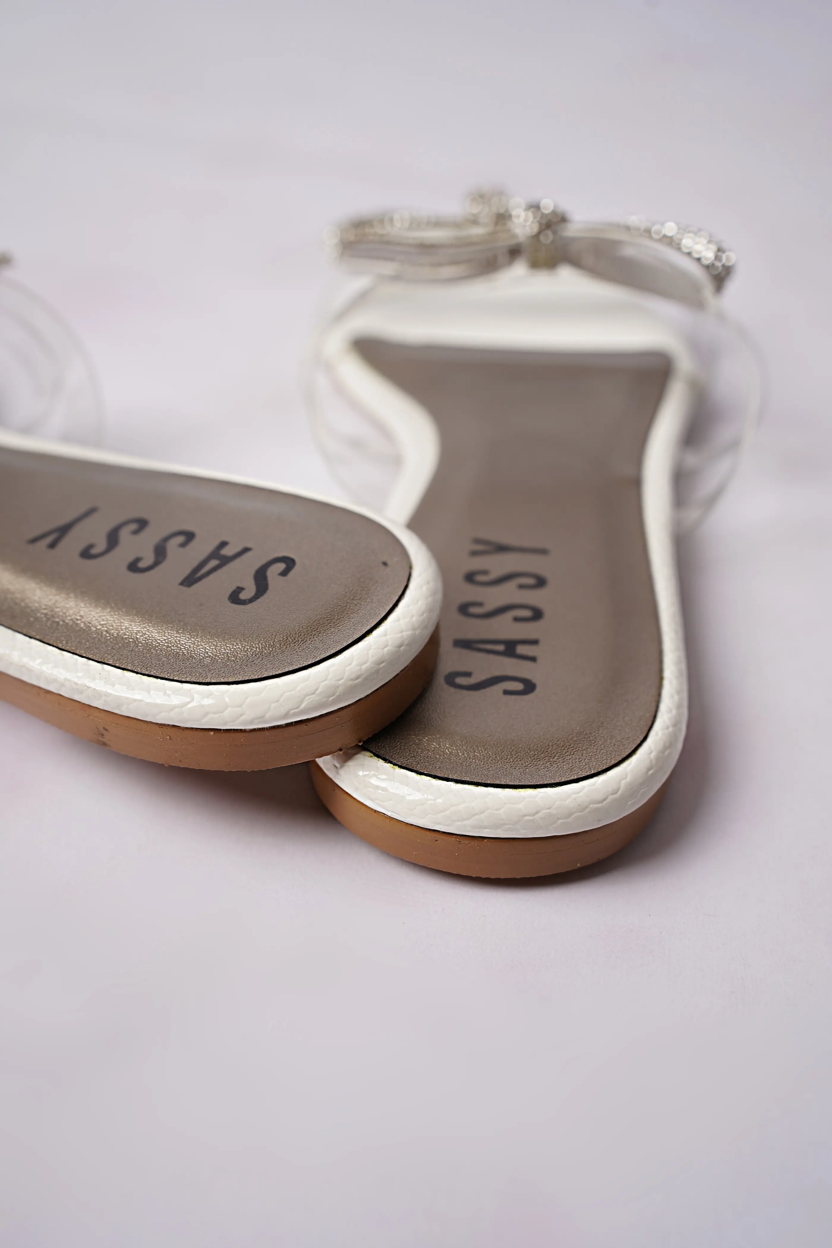 Milano Glass Slipper White - Image 3