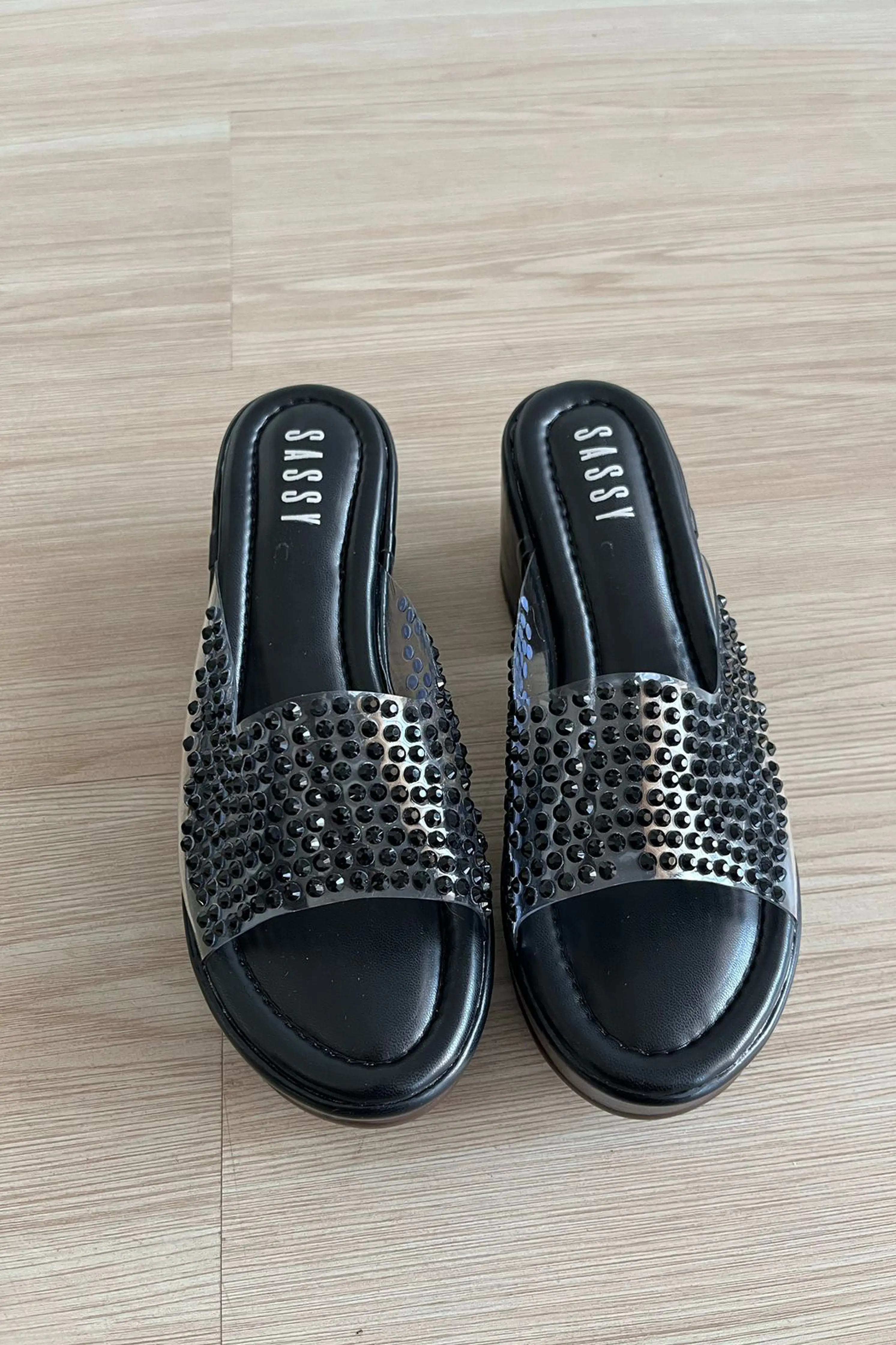 Crystal Chic Black
