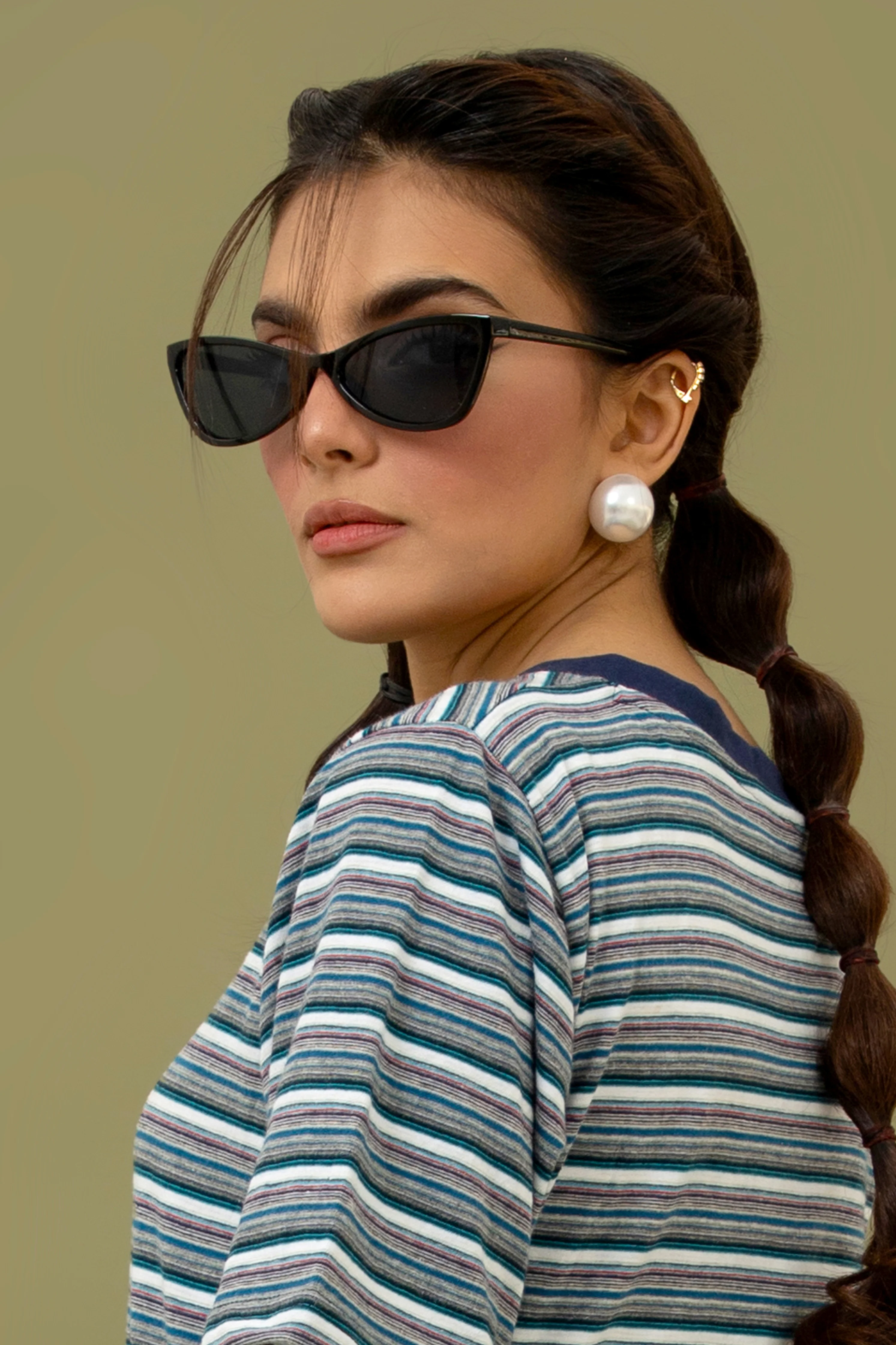 Sassy Sunglasses Black - Image 3