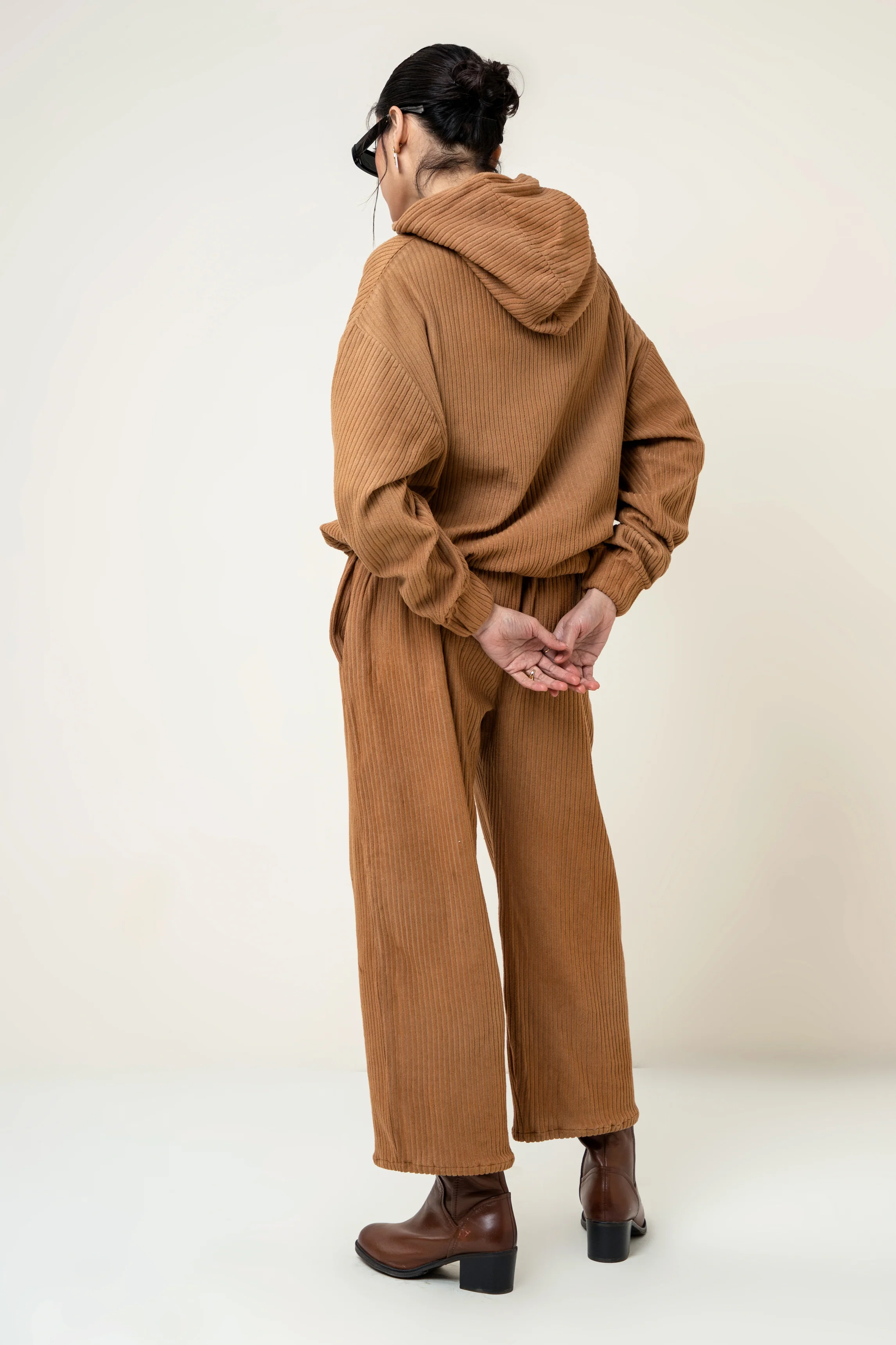 Toast Set Tan - Image 3